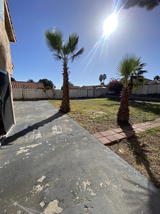 Building Photo - 16502 Mango Way