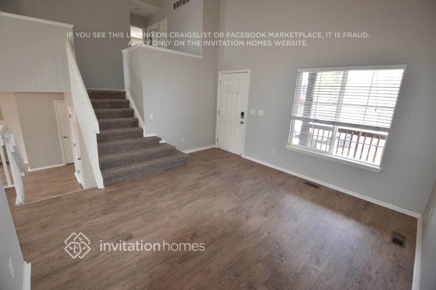 Building Photo - 8665 Rosebud Pl