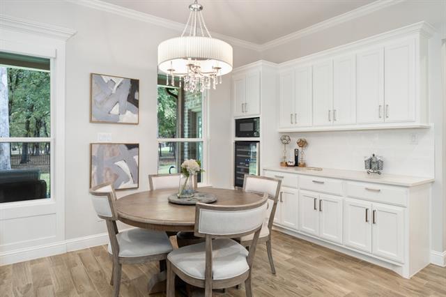 Building Photo - 245 Colonial Dr