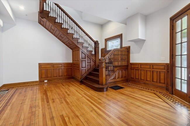 Building Photo - 1164 Terrace St