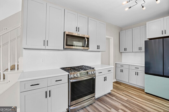Building Photo - 204 Victoria Trace