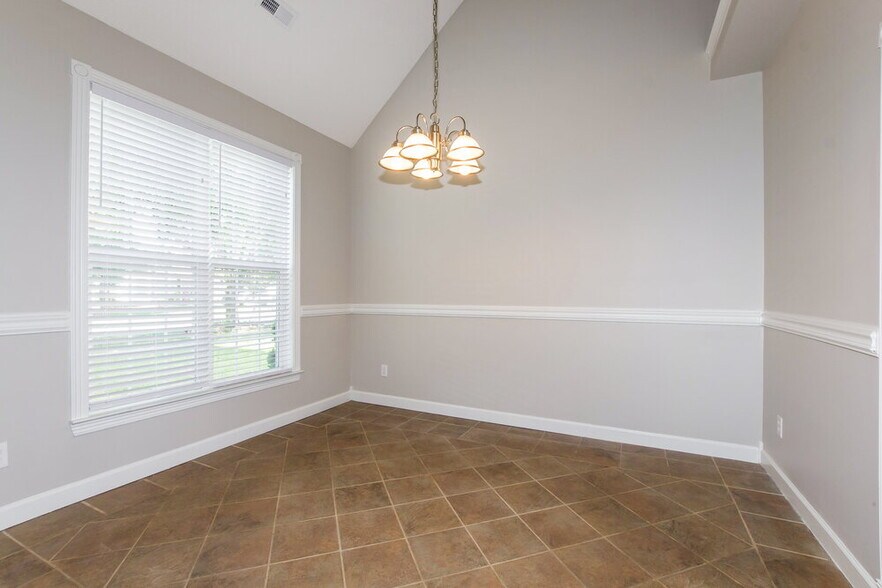 Building Photo - 7418 Sparkleberry Dr