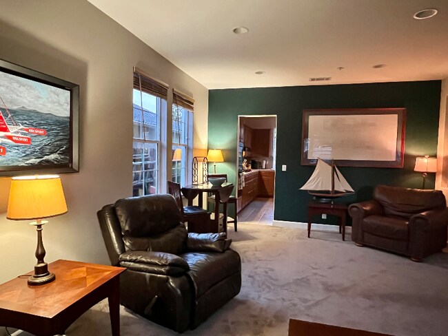Building Photo - 1547 Eto Cir