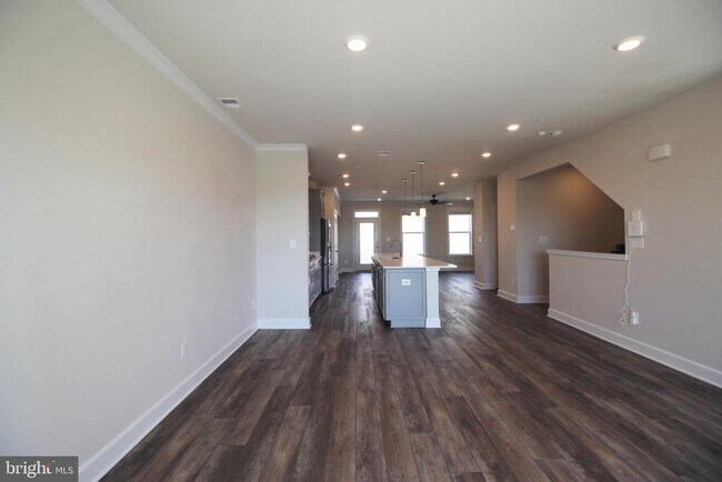 Building Photo - 43355 Radford Divide Ter