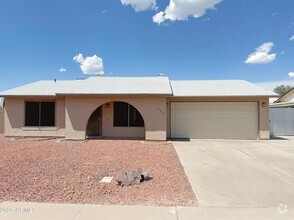 Building Photo - 716 W Nopal Pl