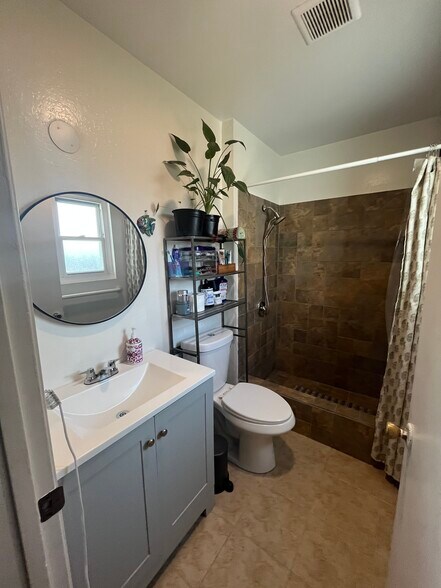 Building Photo - 8695 Belfast Cir