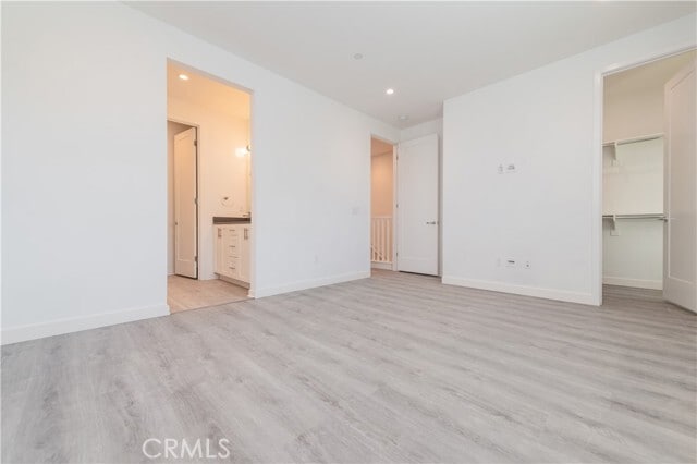 Building Photo - 103 Schick
