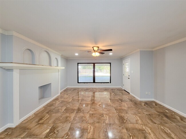 Building Photo - 12934 Ivydale Dr