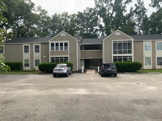 Building Photo - 711 Coventry Ln