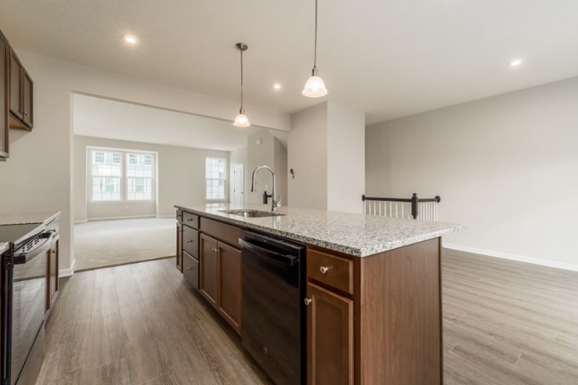Building Photo - 7675 Felder Dr