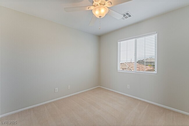 Building Photo - 9164 Enticing Ct
