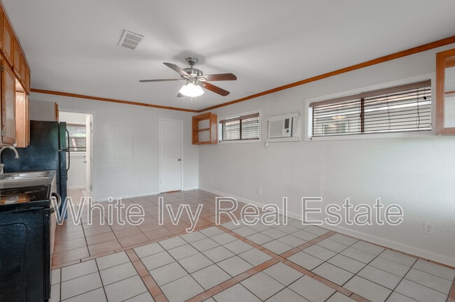 Building Photo - 1412 22nd St