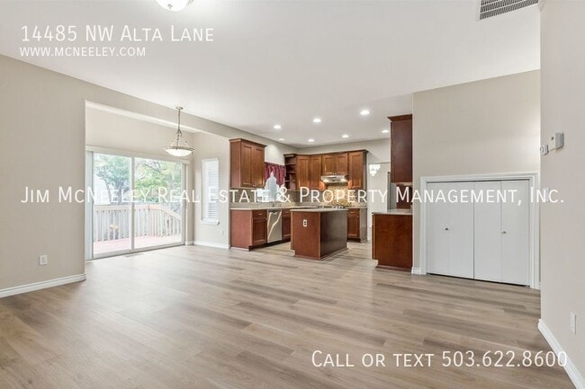 Building Photo - 14485 NW Alta Ln