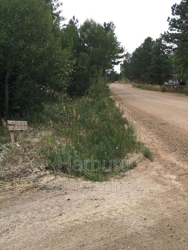 Building Photo - 3322 Ridge Rd