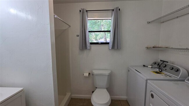 Building Photo - 4344 NW 25th Terrace