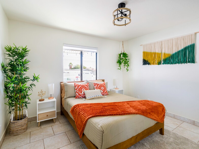 2nd bedroom - 13416 Cholla Dr