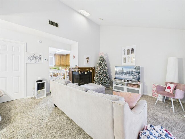 Building Photo - 2529 Rio Grande St