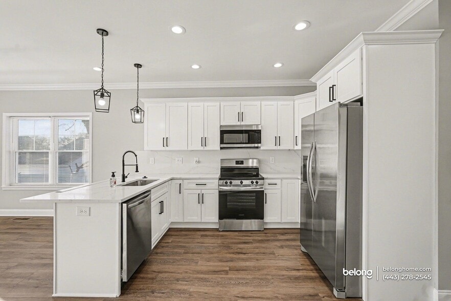 Building Photo - 8478 Garden Rd