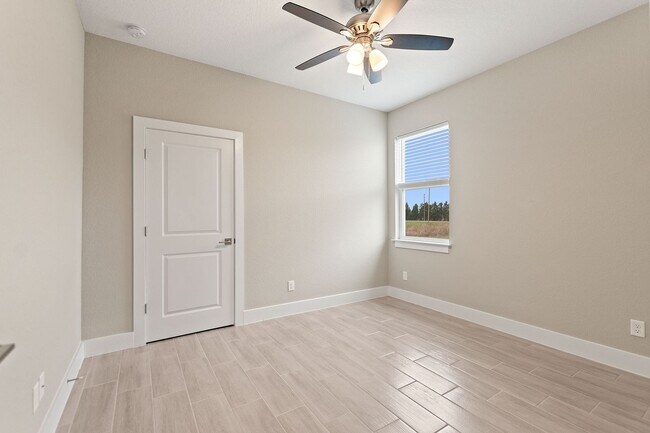 Building Photo - Deposit-Free! Modern, energy efficient hom...