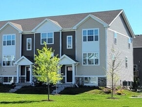 Building Photo - 6550 Linden Trl