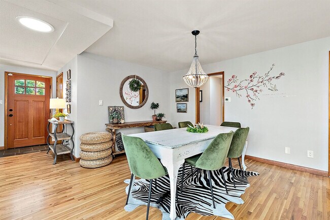 Building Photo - 5717 N 18th St