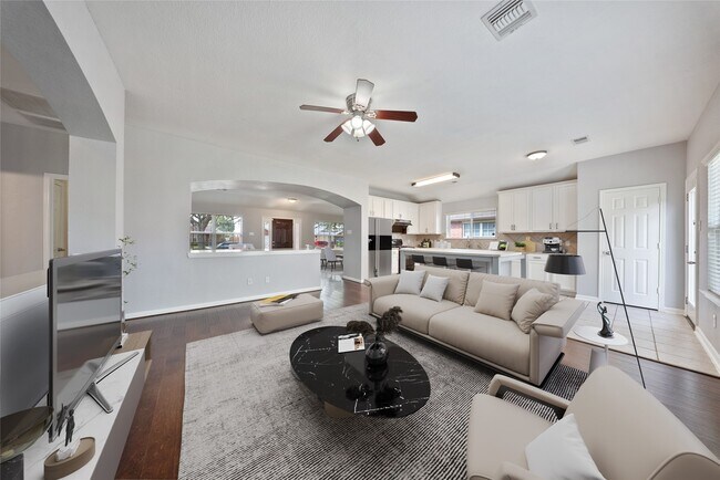 Building Photo - 2219 Rocky Hollow Ln
