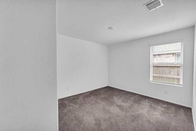 Building Photo - 18406 Cobalt Cove Ln