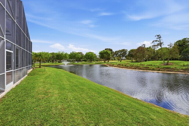 Building Photo - 11180 Isle Brook Ct