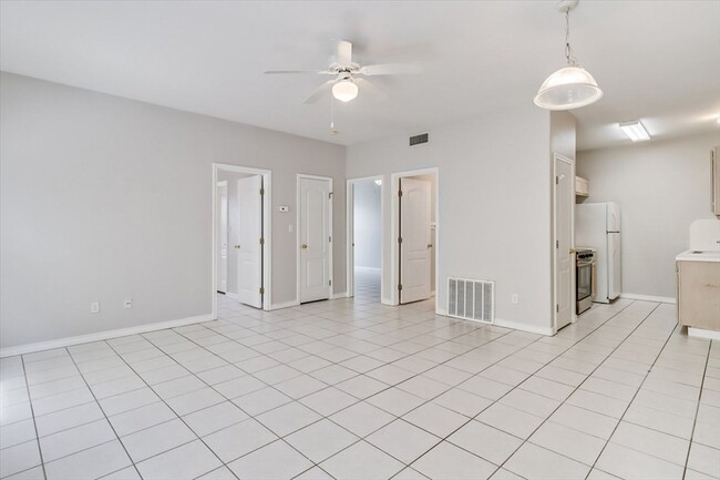 Building Photo - 13986 Fortuna Bay Dr