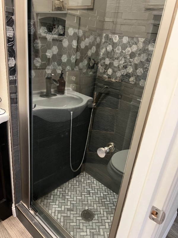 Building Photo - 1128 W Pine St