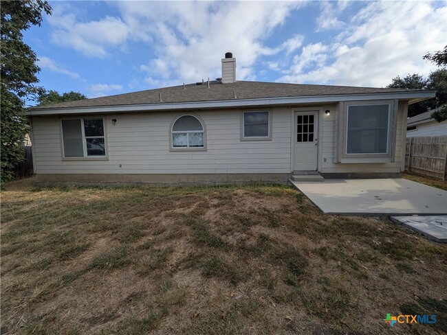 Building Photo - 2614 Dove Crossing Dr
