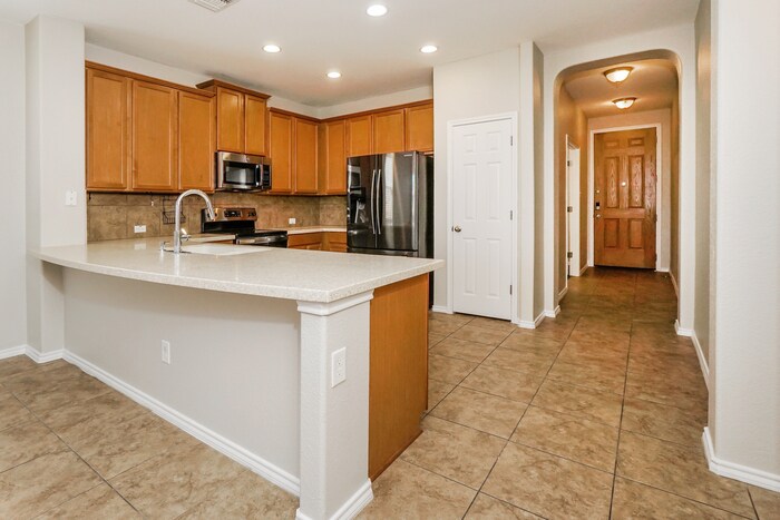 Building Photo - 3103 Thunder Gulch