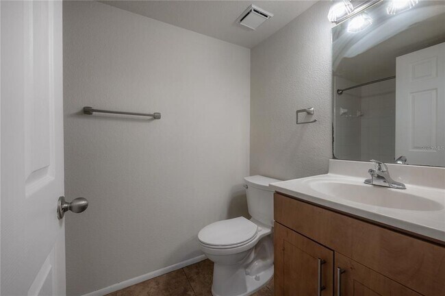 Building Photo - 5709 Baywater Dr