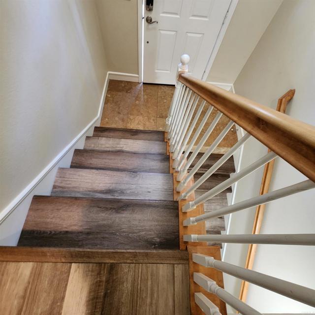 Building Photo - 4035 Bluff View Way