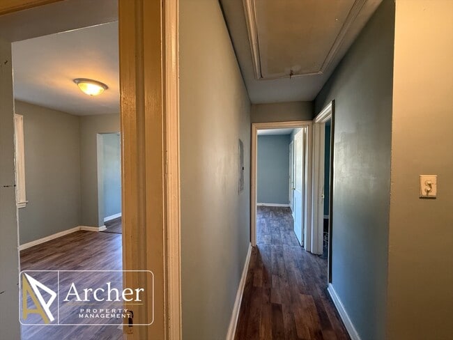 Building Photo - 1702 W Lincoln Ave