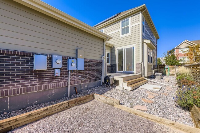 Building Photo - 17656 Olive St