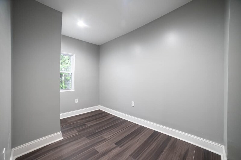 Building Photo - 3218 Elmley Ave