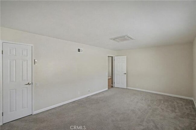 Building Photo - 3234 Kenhill Dr