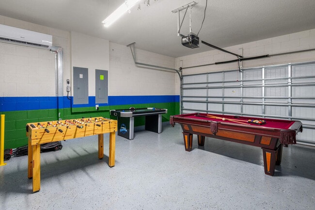 Building Photo - 1626 Lima Ave