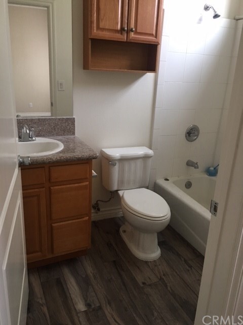 Building Photo - 3613 Nye Ave