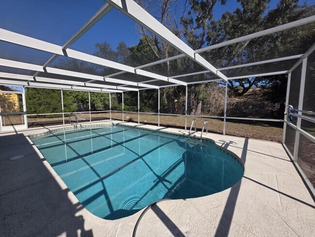 Building Photo - 2052 Deltona Blvd