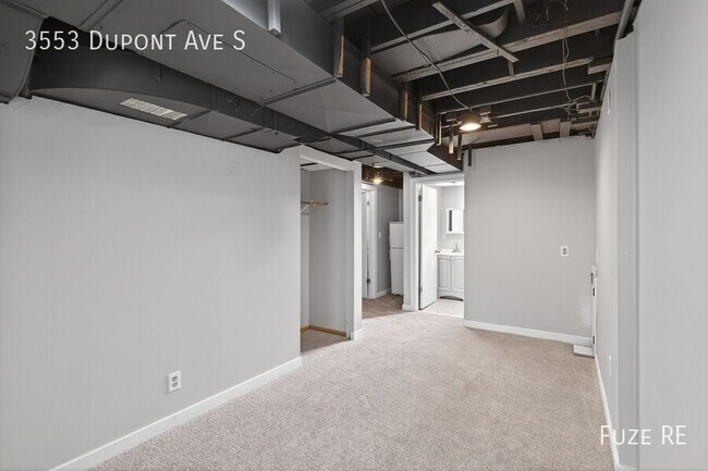 Building Photo - 3553 Dupont Ave S