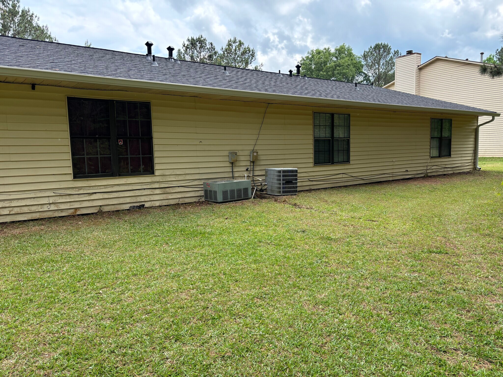 Building Photo - 1563 Cannonball Ct