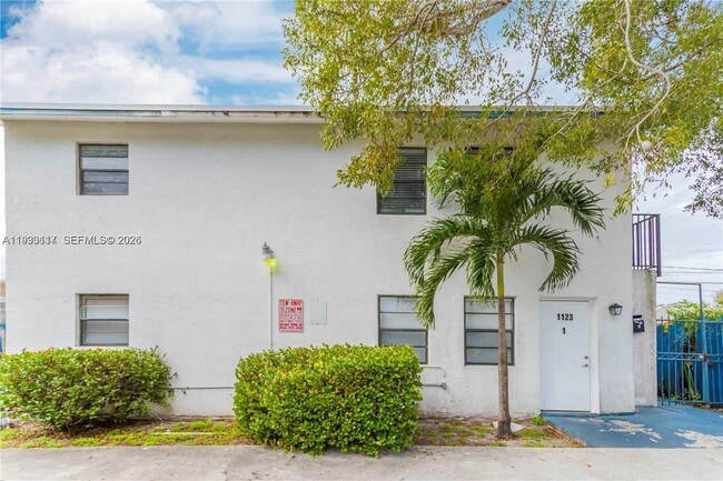 Building Photo - 1123 NW 27th Ave