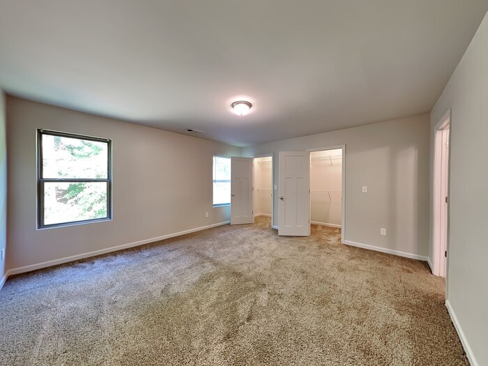 Building Photo - 6120 Avery St SW