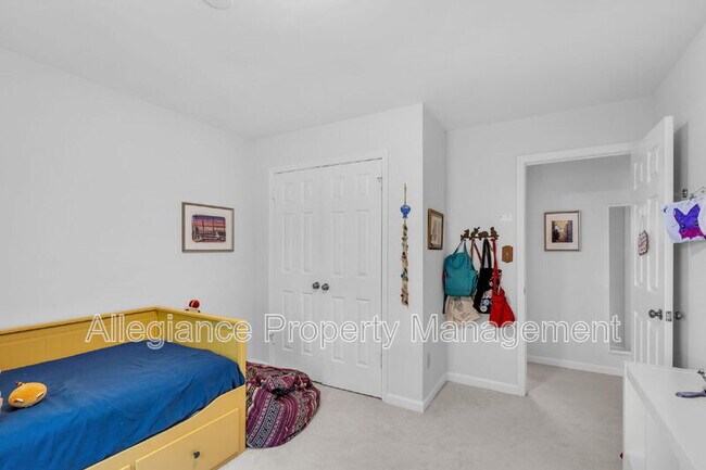 Building Photo - 6861 Williamsburg Pond Ct