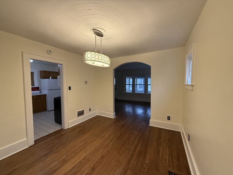 Building Photo - 502 Boyden St