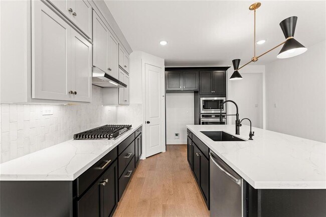 Building Photo - 29751 Burcreek Ln