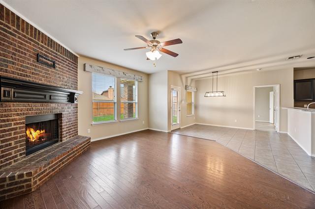 Building Photo - 2028 Carriage Rd