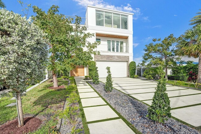 Building Photo - Intracoastal Pool Home New Construction - ...